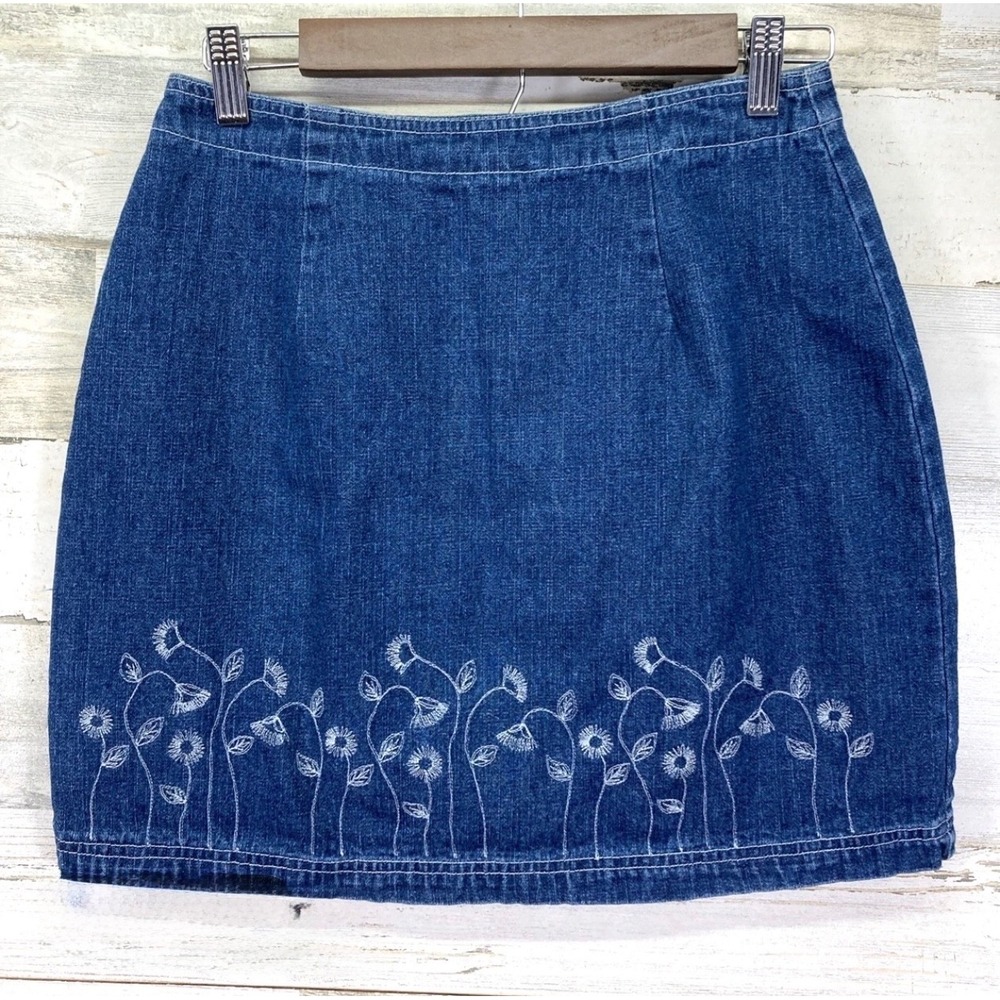 Route 66 Vintage Denim Mini Skirt Floral Embroidered 90's Y2K Cottagecore dainty
